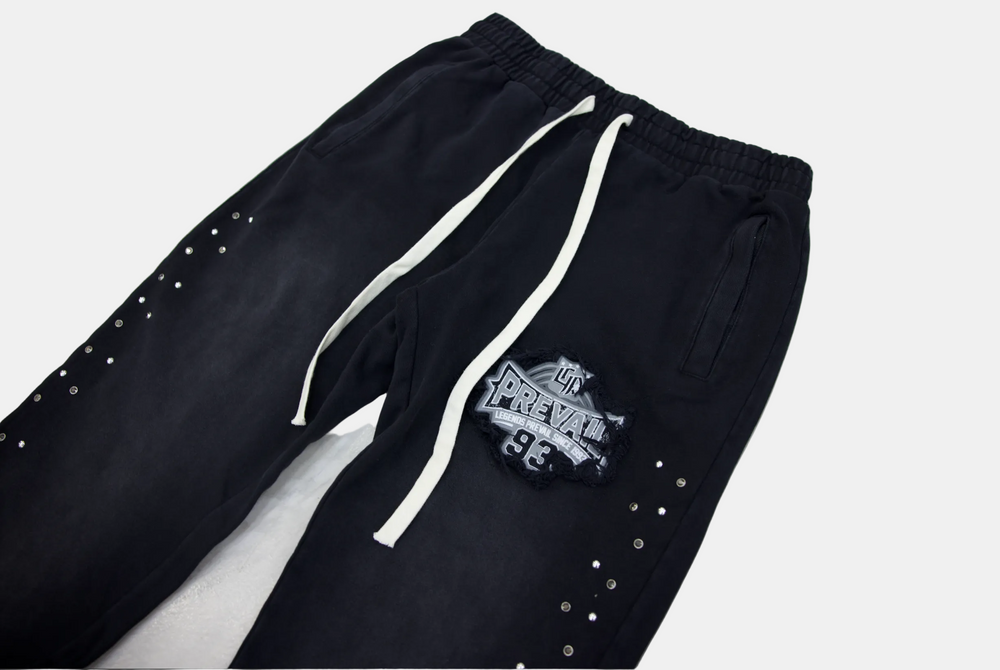 Legends Prevail Sweatsuit BLACK/GREY