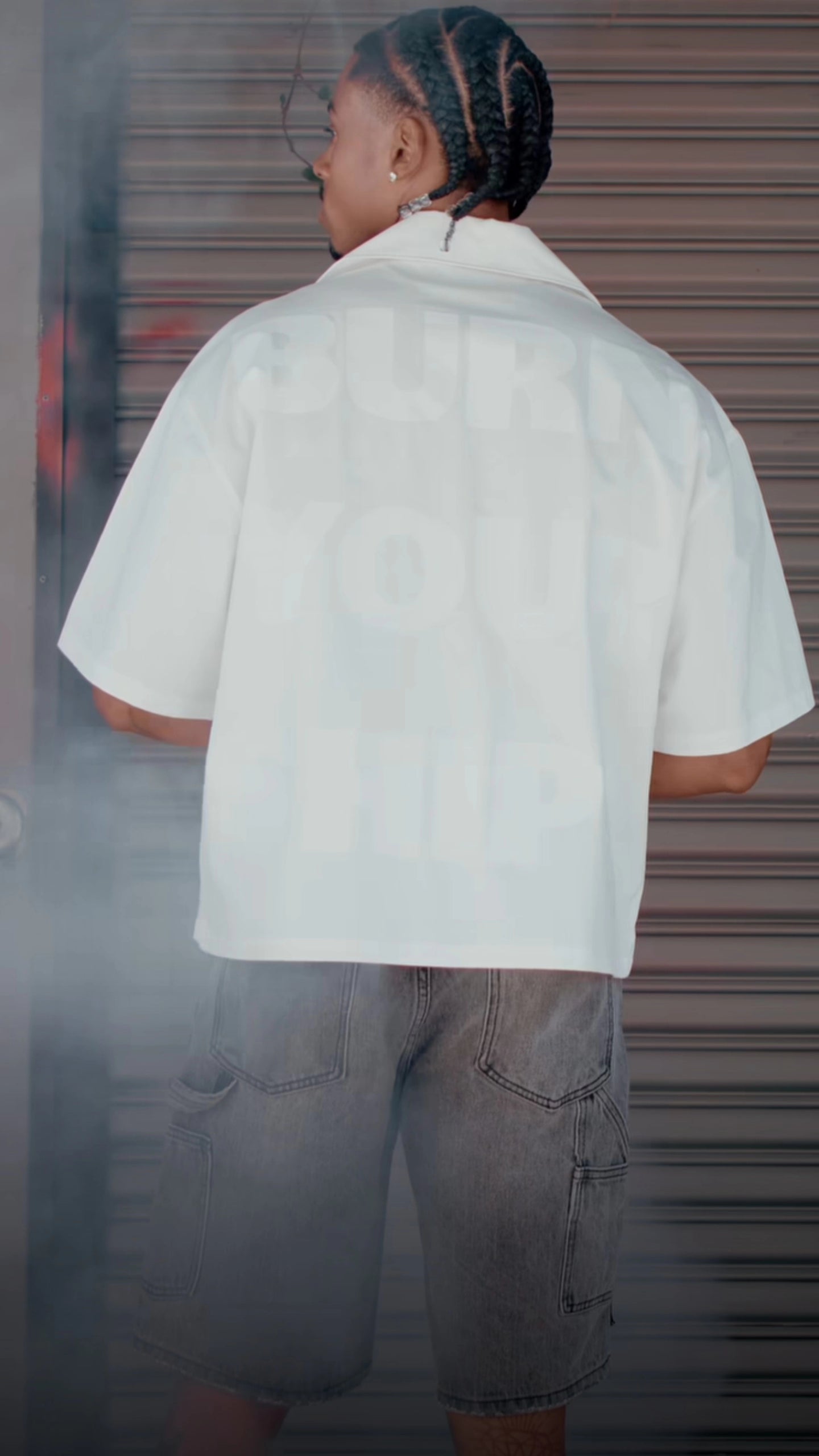 NO PEACE BUTTON DOWN WHITE