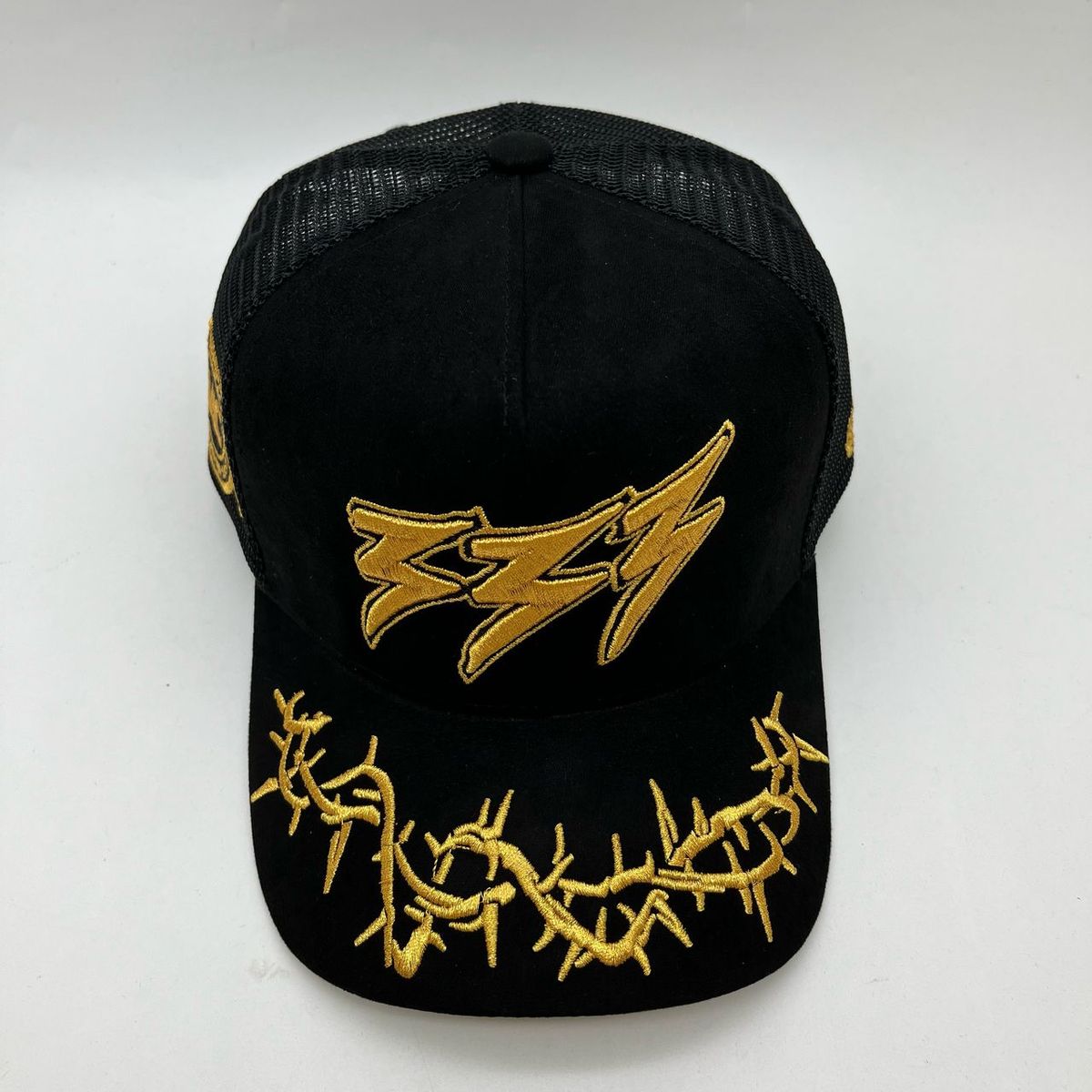 Black gas hat