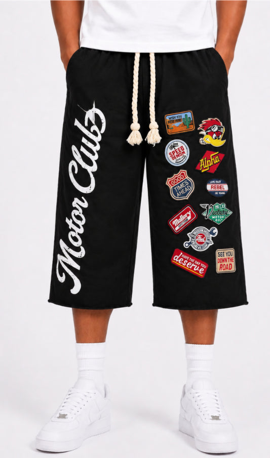 Black 3/4 fashion shorts